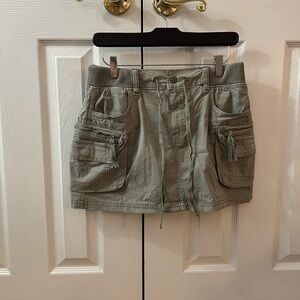 Women's Olive Cargo Skort